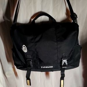 TIMBUK2 CROSSBODY MESSENGER BAG
